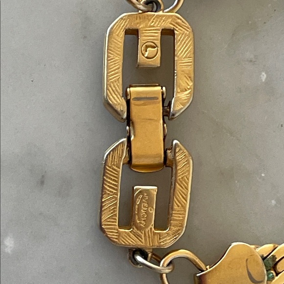 GIVENCHY Gold Plated Herringbone Chain Double G Necklace Vintage - Picture 7 of 17